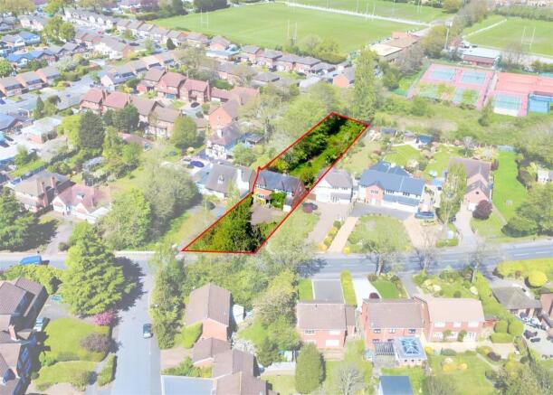 4 bed property, in Fox Hollies Road, £600,000