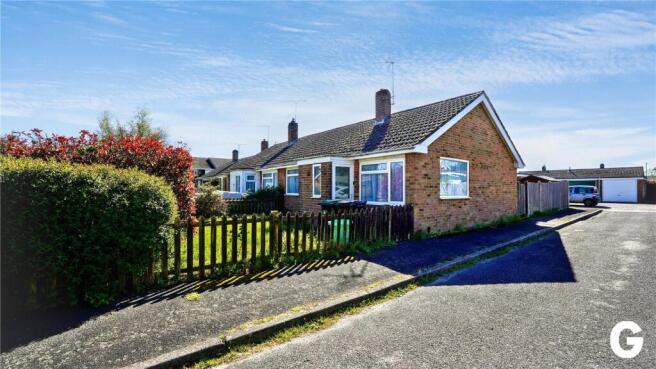 2 bed property, in Hightown Gardens, £279,950