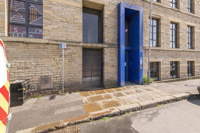Studio, in Lilycroft Road, £38,000