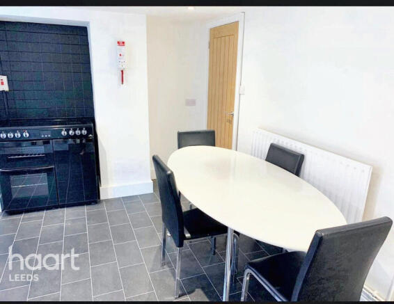 6 bed property, in Langdale Terrace, £250,000