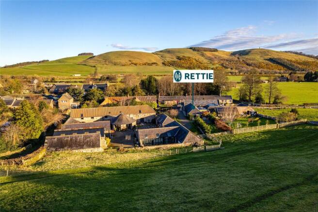 2 bed property, in East Kirknewton, £295,000