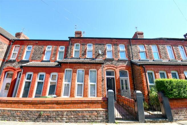 3 bed property, in Grosvenor Road, £180,000