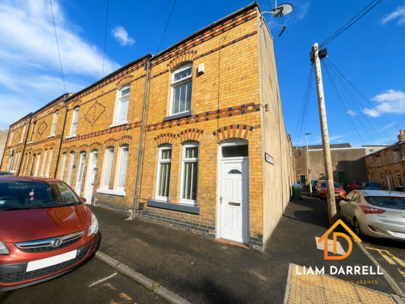 3 bed property, in Sandringham Street, £140,000