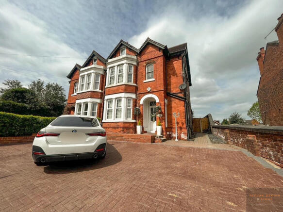 4 bed property, in Mansfield Road, £425,000