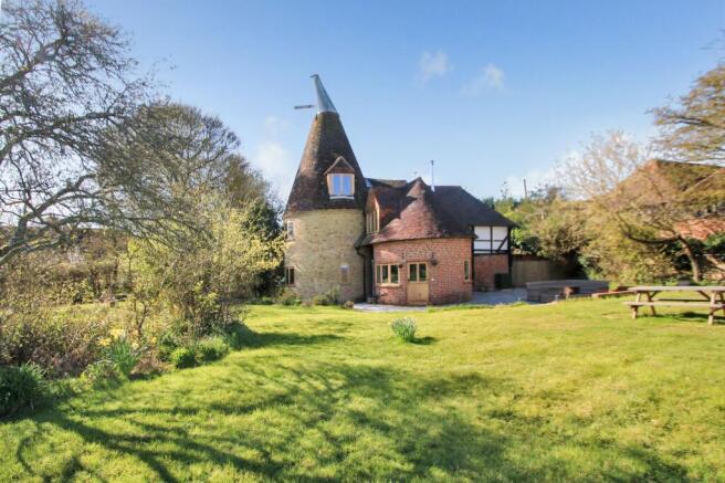 4 bed property, in Ashford Road, £1,150,000