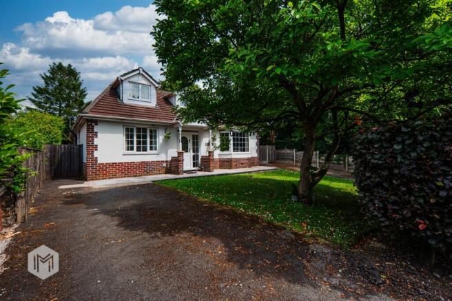 4 bed property, in Higher Ainsworth Road, £650,000