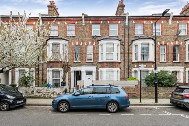 3 bed property, in Bravington Road, £550,000
