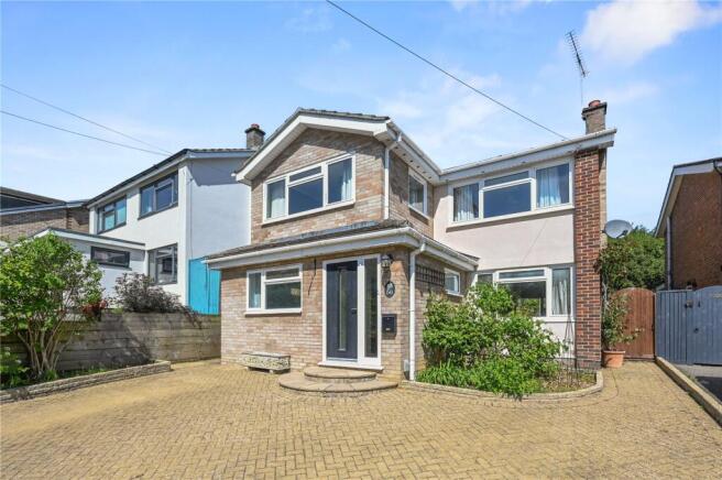 4 bed property, in Maze Green Road, £825,000