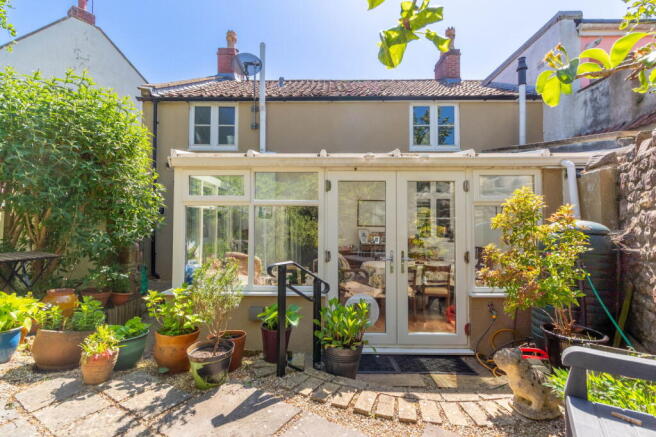 3 bed property, in Broad Street, £570,000