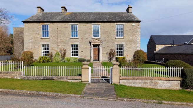 6 bed property, in Greta Bridge DL12, £750,000