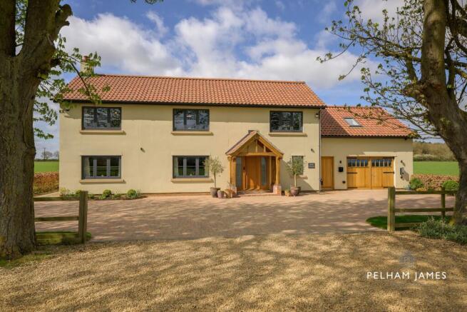 5 bed property, in Carlby Road, £1,000,000