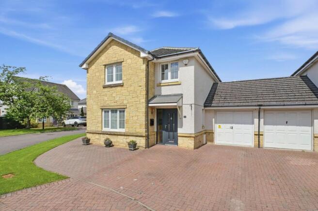 4 bed property, in Old Rome Drive, £265,000