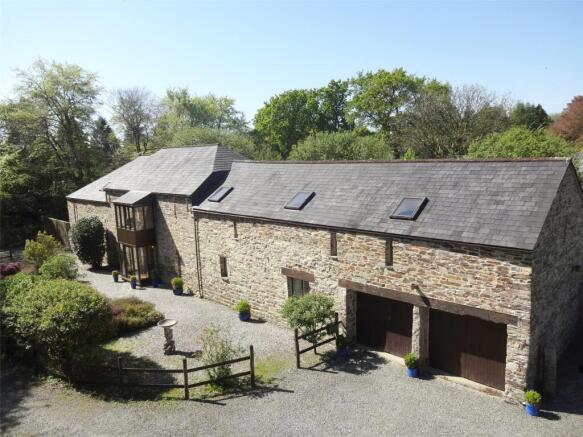 6 bed property, in Tregeare, £625,000