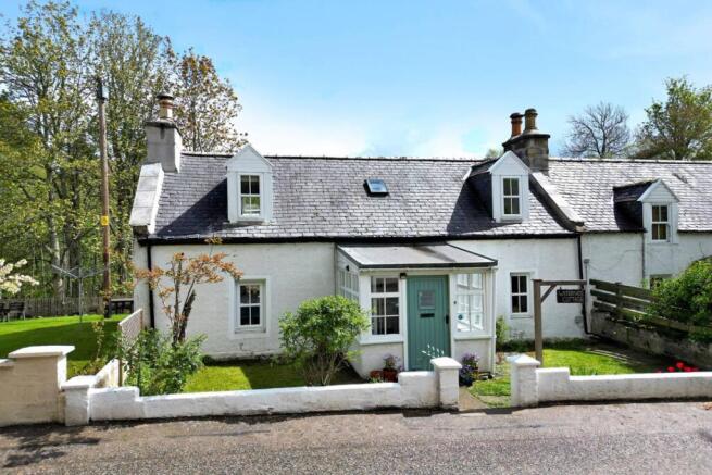 2 bed property, in Bridgend Of Glenlivet, £175,000