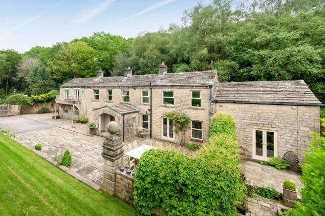 4 bed property, in Bent Ley Road, £750,000