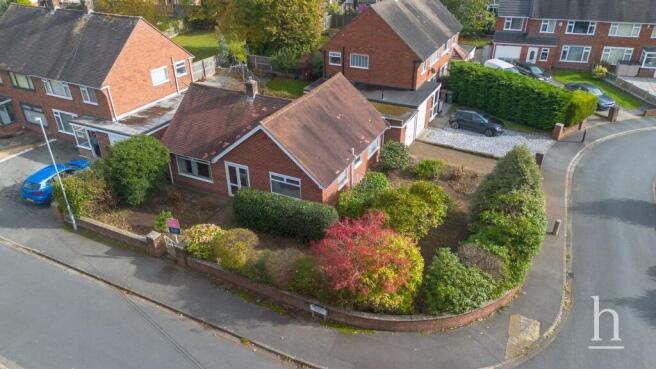 2 bed property, in Patterdale Road, £230,000