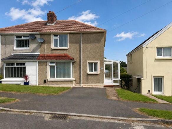 3 bed property, in St. Lawrence Avenue, £149,995