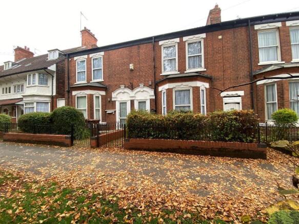6 bed property, in Marlborough Avenue, £500,000