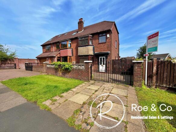 3 bed property, in Plodder Lane, £280,000