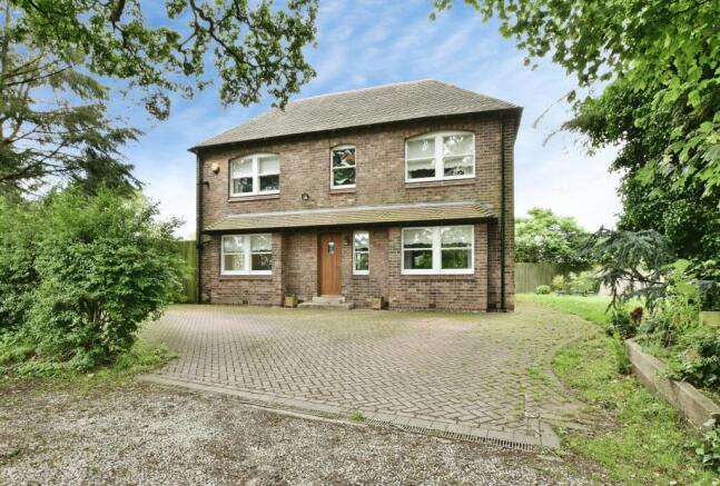 3 bed property, in Chester Road, £625,000
