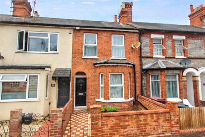 2 bed property, in Edinburgh Road, £335,000