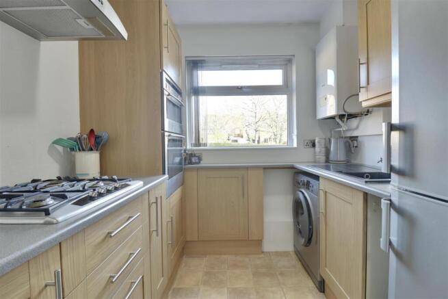 1 bed property, in Florentine Way, £210,000