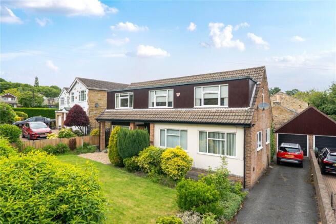3 bed property, in Bagley Lane, £465,000