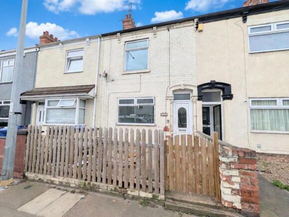 3 bed property, in Alexandra Road, £126,950