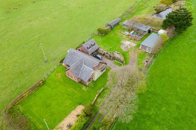 4 bed property, in Shepherds Drive, £1,000,000