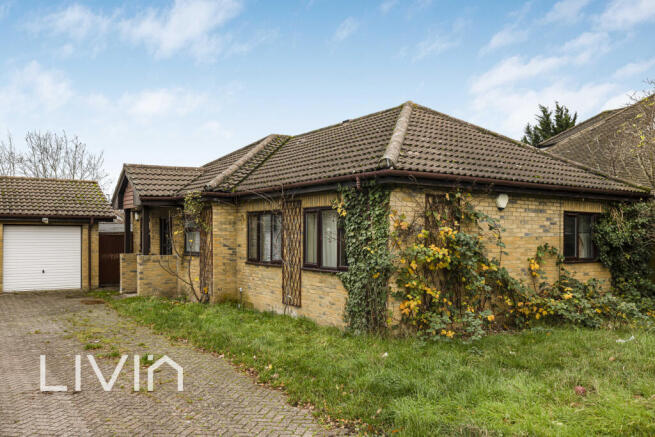 3 bed property, in Littlebrook Close, £475,000