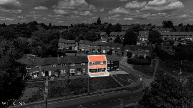 3 bed property, in Queen Elizabeth Road, £150,000