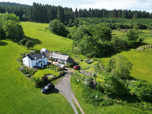 2 bed property, in Gelli Gron, £395,000