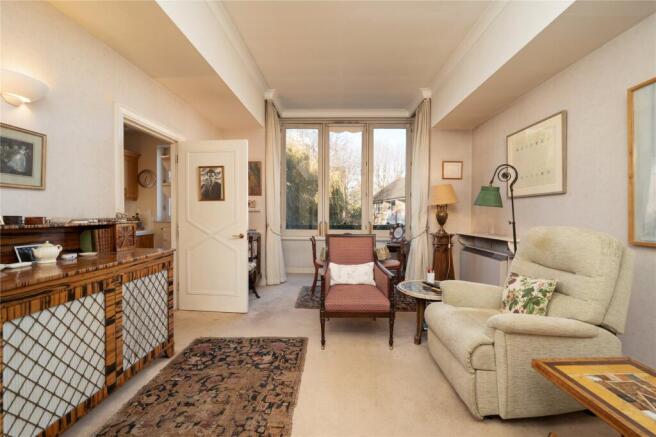 2 bed property, in Milmans Street, £650,000