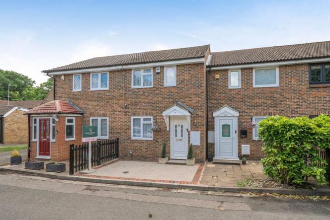 3 bed property, in Wheelers Drive, £485,000