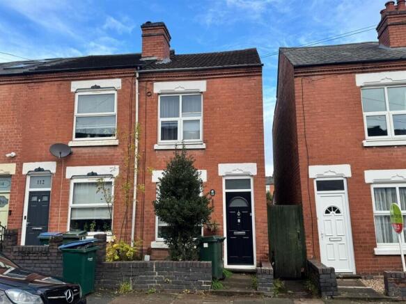 3 bed property, in 110 Westwood Road, £130,000