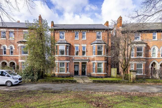 16 bed property, in Waterloo Road, £1,200,000