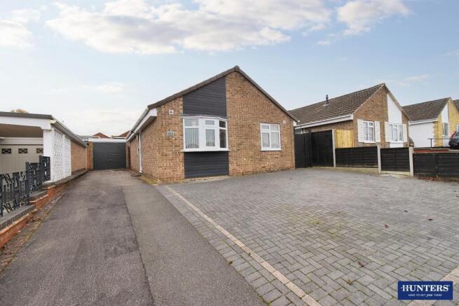 2 bed property, in Stackley Road, £285,000