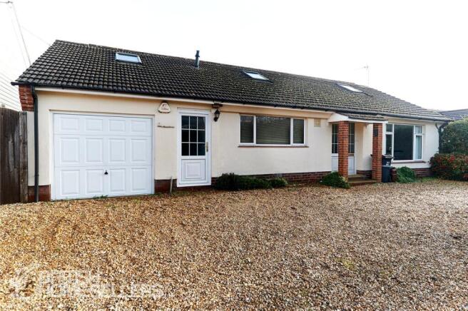 4 bed property, in Comeytrowe Road, £500,000