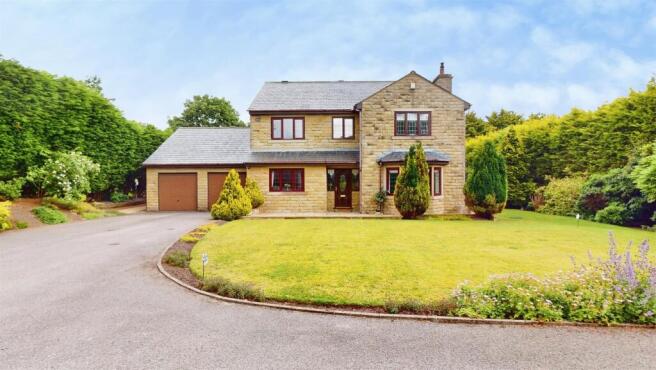 4 bed property, in Burned Road, £600,000