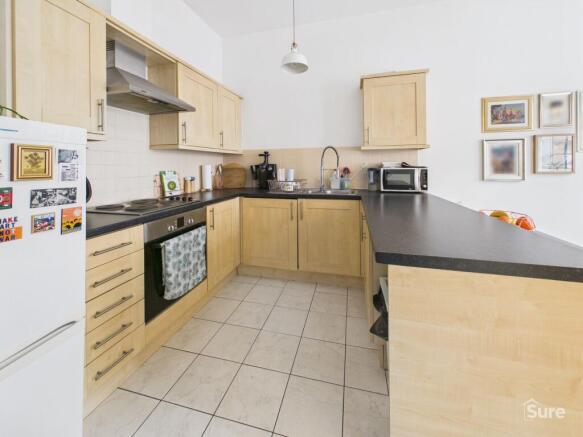 2 bed property, in Tiger Court, £140,000