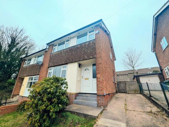3 bed property, in Kingsway, £280,000