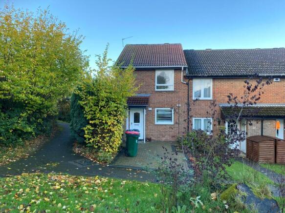 3 bed property, in Lytton Drive, £370,000