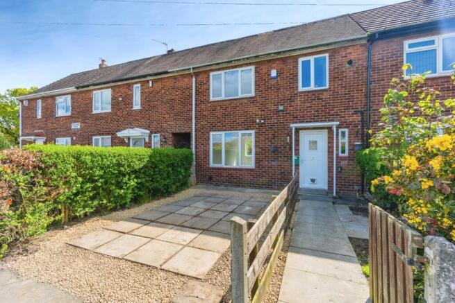 3 bed property, in Spalding Drive, £270,000