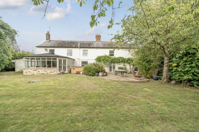 4 bed property, in Station Road, £775,000