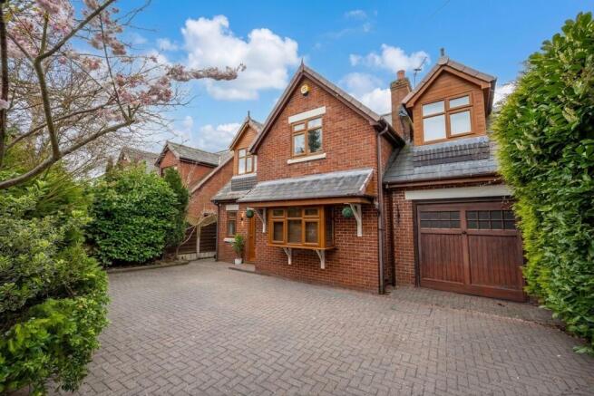 4 bed property, in Hillock Lane, £485,000