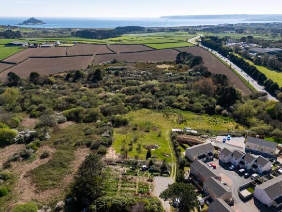 Land, in Rospeath Lane, £130,000