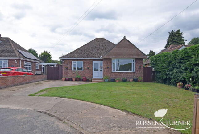 5 bed property, in Grimston Road, £375,000