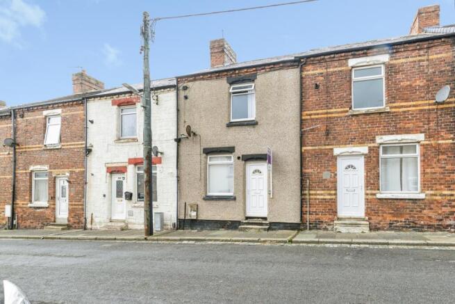 2 bed property, in Ninth Street, £23,000