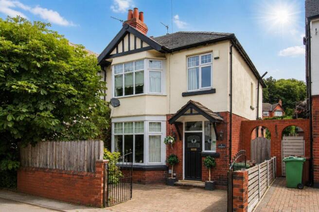 3 bed property, in Park Avenue, £340,000