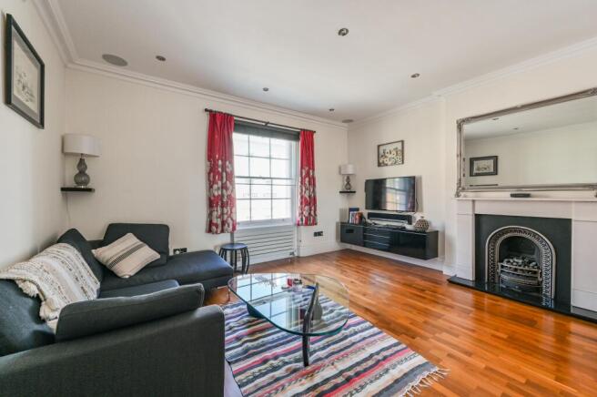 2 bed property, in Sussex Place, £800,000